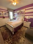 Bedroom 2 : Queen bed